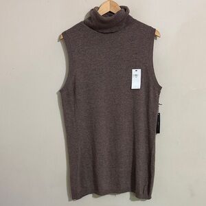 New BCBG Maxazria Women’s Sleeveless Brown Turtleneck Sweater size 2X Minimalist